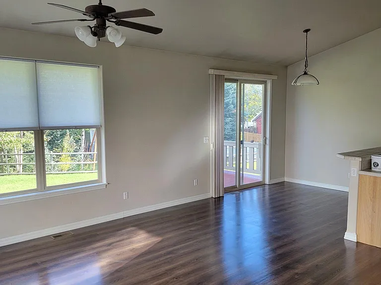 2959 Oliver St — Photo 4