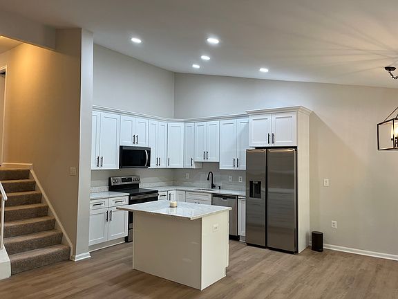 Totally renovated kitchen with new appliances