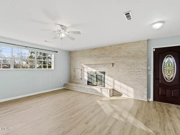 541 Gum Creek Rd, Graceville, FL 32440