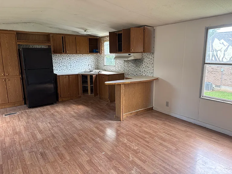 1192 Bluebird Rd — Photo 5