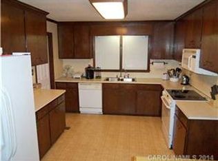 714 Carson St, Troy, NC 27371