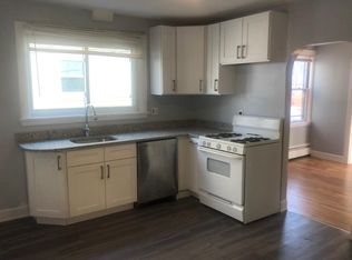 109 Beacon St #11, Somerville, MA 02143