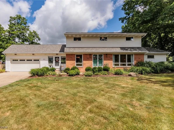 2876 Kent Rd, Stow, OH 44224