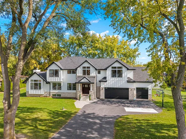 1431 Marion St, Schaumburg, IL 60193
