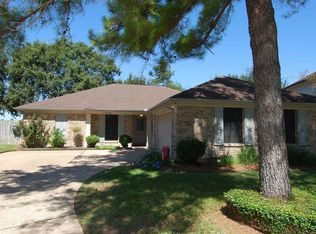 16050 Sweetwater Creek Dr, Houston, TX 77095