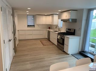 63 Virginia Ave FLOOR 1, Fort Lee, NJ 07024