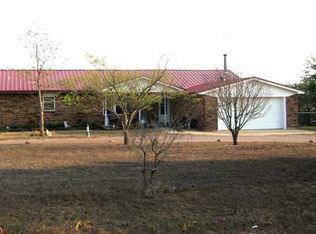 20941 SW Lee Blvd, Indiahoma, OK 73552