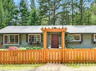 9105 W Evans Creek Rd, Rogue River, OR 97537