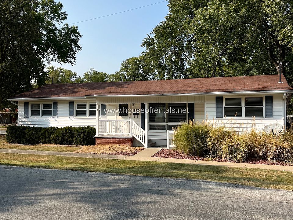 1st image of 812 W Illinois Ave #1