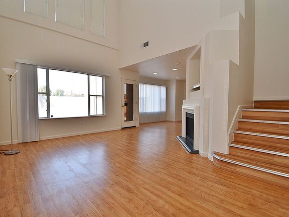 5th image of 251 Woodward Dr