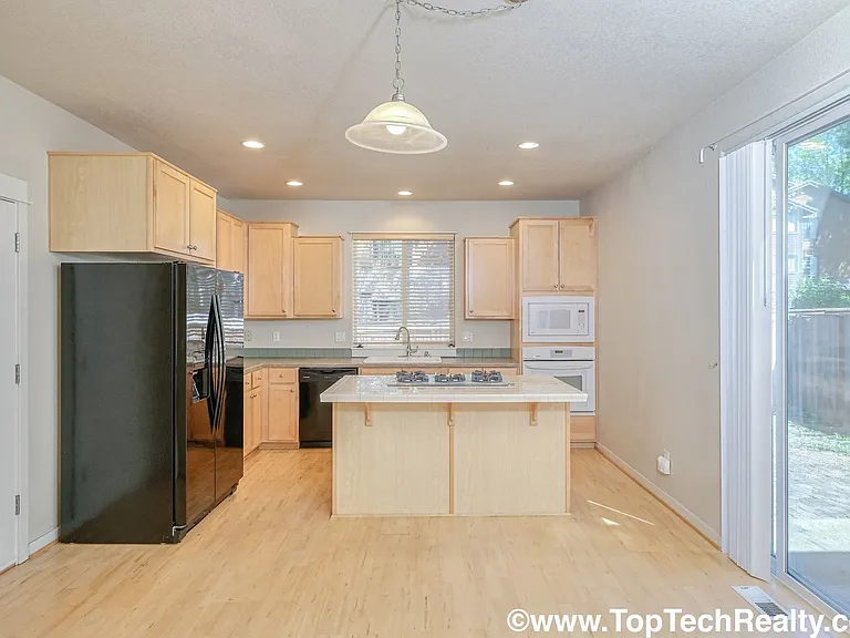 14705 SW Redbud Way — Photo 8