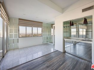 7250 Franklin Ave Unit 702, Los Angeles, CA 90046