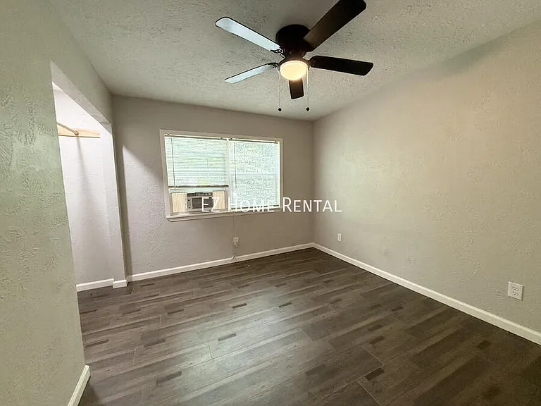 7515 Bayway Dr #3 — Photo 15