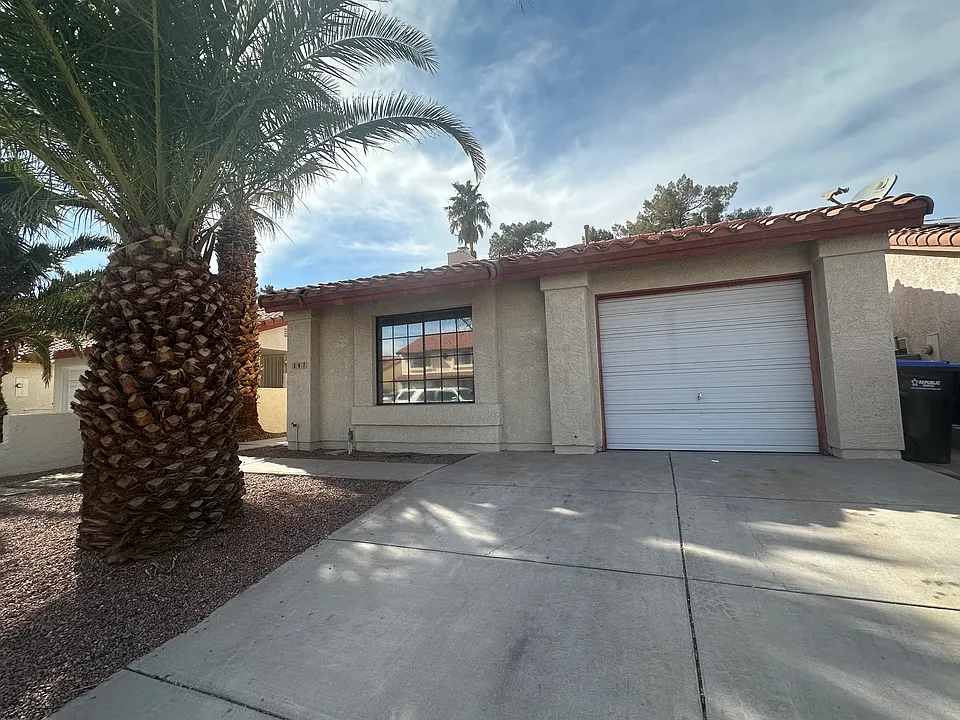 387 Manzanita St