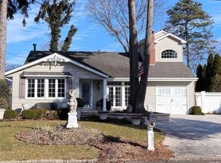 3 Ruland Rd, Selden, NY 11784