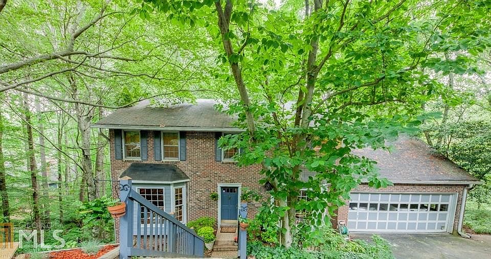 2nd image of 2875 Galahad Dr