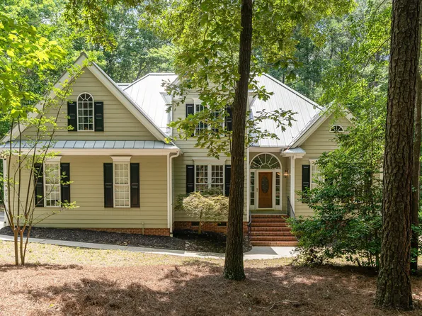 7013 Landingham Dr, Willow Spring, NC 27592