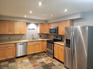1300 W Boston St APT 21, Seattle, WA 98119