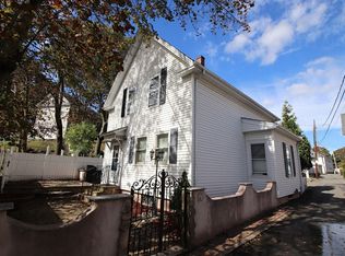 4 Foss Ave, Saugus, MA 01906