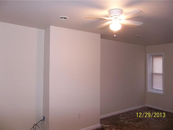 3rd image of 2143 S Beechwood St