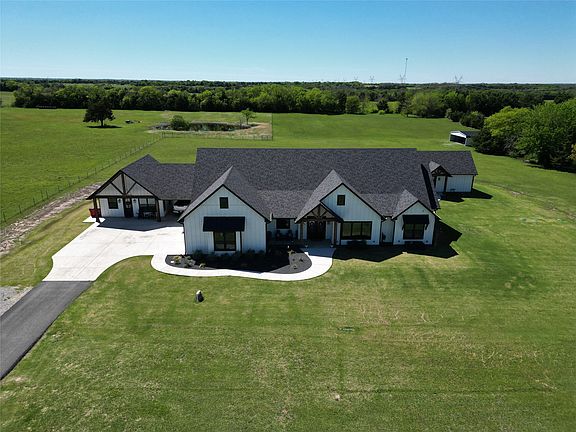 3rd image of 1726 County Road 1255