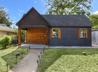 925 S Montreal Ave, Dallas, TX 75208