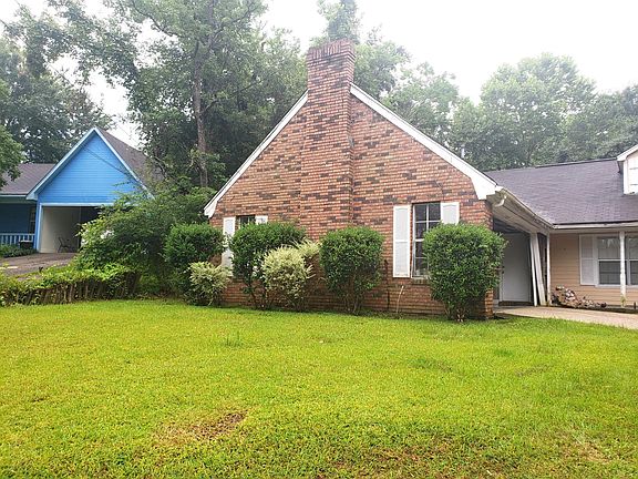 2nd image of 105 S William Cir