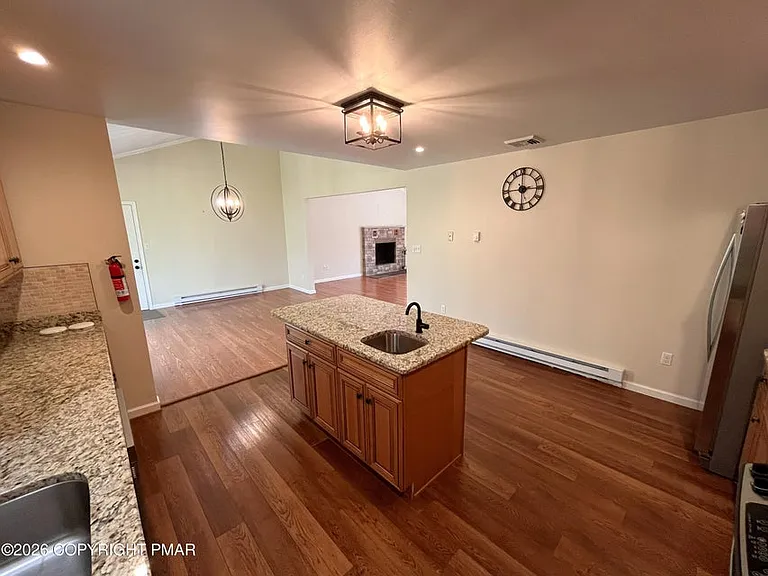 31 Hemlock Dr — Photo 13