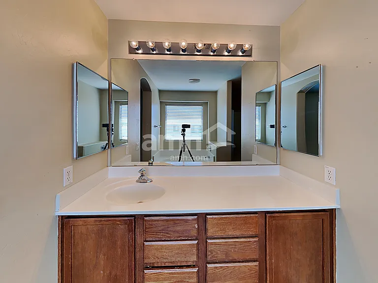 25841 W Miami St — Photo 17