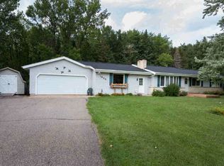 1526 4th St N, Rudolph, WI 54475