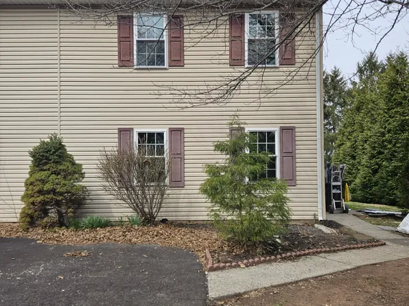 401 Edgewood Dr, Telford, PA 18969