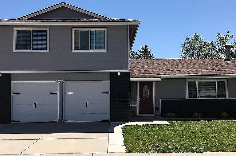 749 Glen Martin Dr — Photo 2