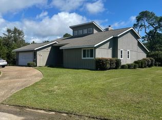 108 Timber Ridge Blvd, Pass Christian, MS 39571