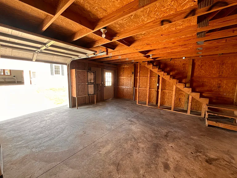139 Edwards Rd — Photo 14