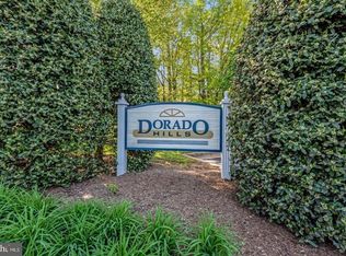 618 Oakland Hills Dr, Arnold, MD 21012