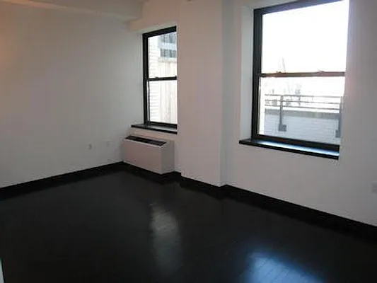 Rented by R New York | media 1