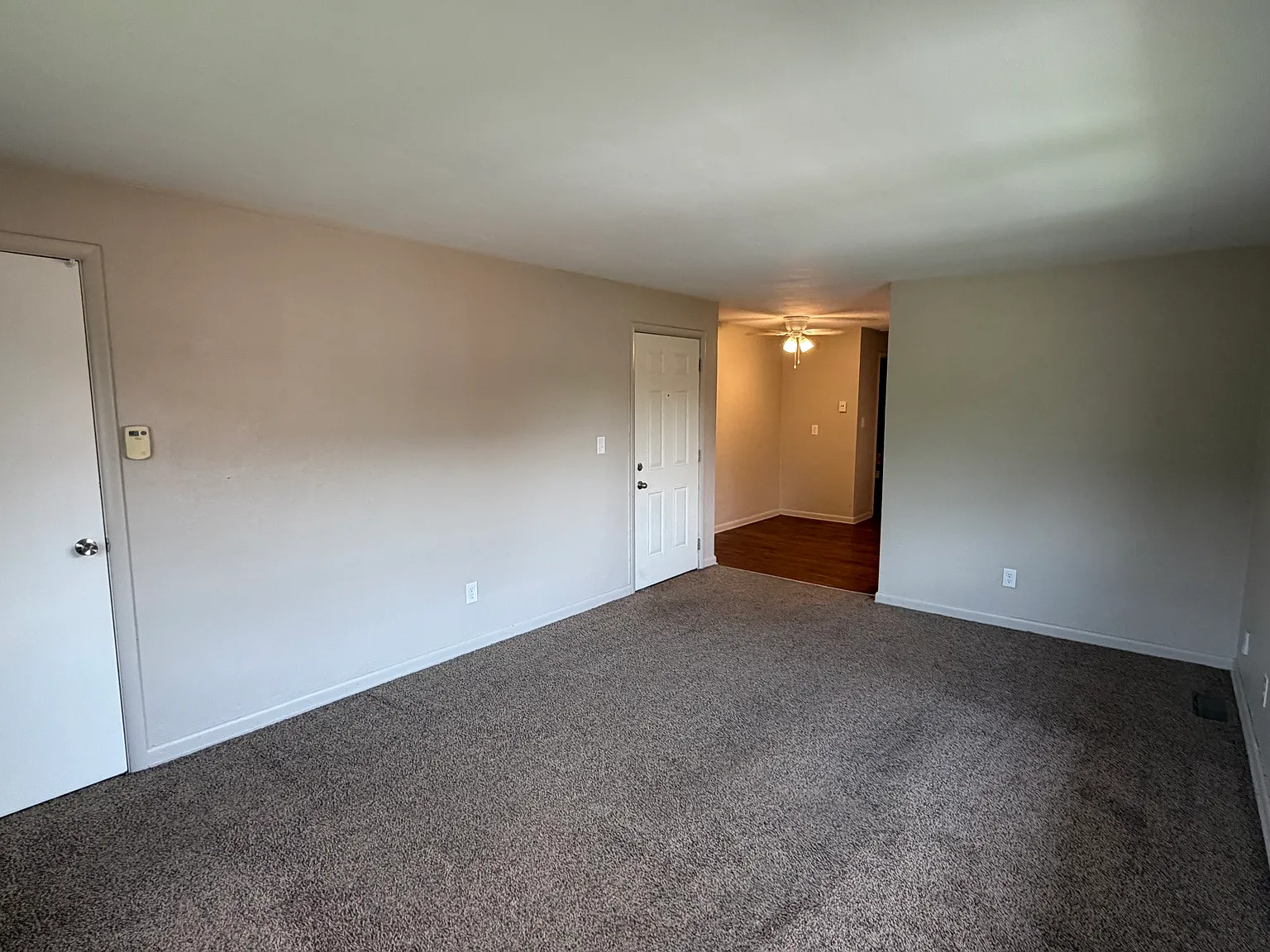 1 bed, 700 sqft, $850 — Photo 2