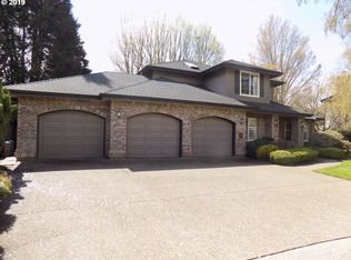 3342 Buckingham Ave, Eugene, OR 97401
