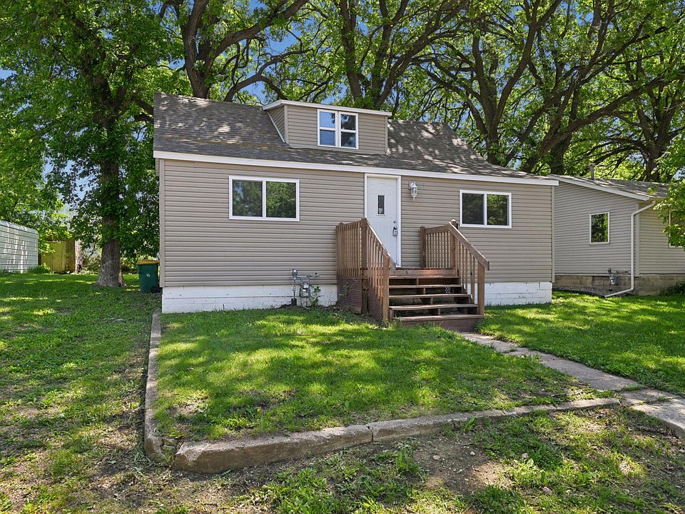 1st image of 108 Maple St