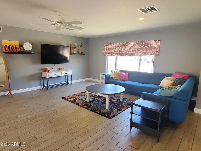 4404 S Rita Ln — Photo 4
