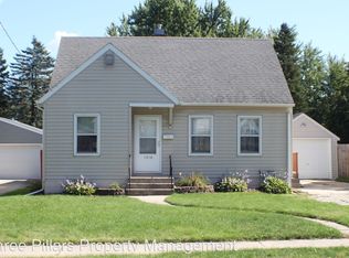 1016 8th Ave NW, Rochester, MN 55901