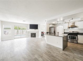 9604 Pacific View Dr, Las Vegas, NV 89117