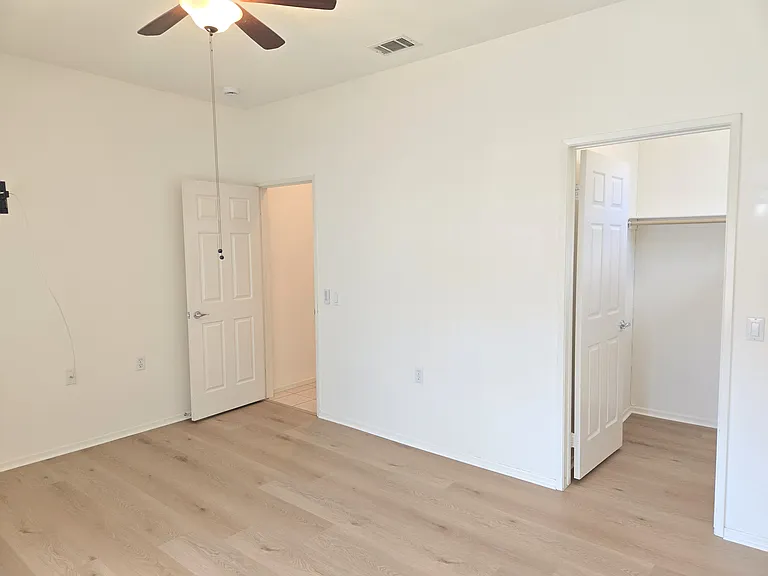 26735 China Dr — Photo 9
