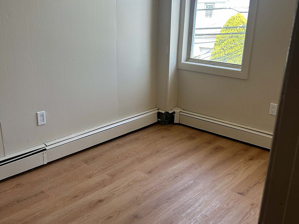 1st image of 97 Claridge Ave Floor 2
