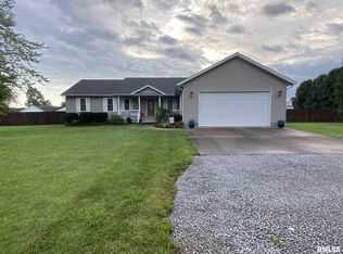 12085 Strawberry Rd, Carbondale, IL 62901