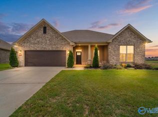 117 Amanda Deann Dr, New Market, AL 35761