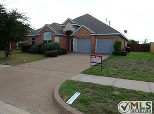 1100 Lilac Ln, Desoto, TX 75115