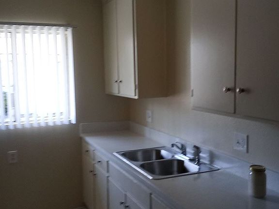 2nd image of 249 N Mayflower St APT G