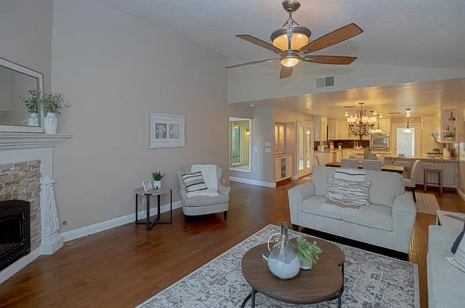 1808 Cougar Ln #1 — Photo 6