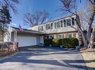 1239 Edward Rd, Naperville, IL 60540